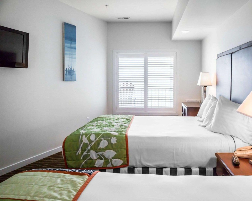 Island Inn & Suites, an Ascend Collection Hotel