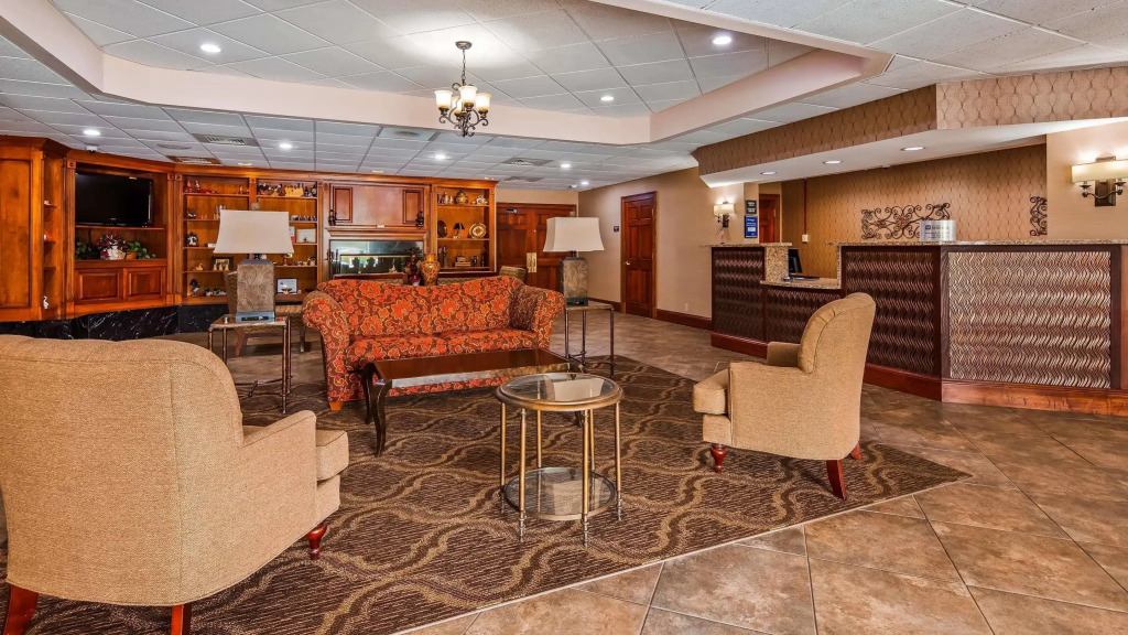 The Inn At Tree City, BW Signature Collection