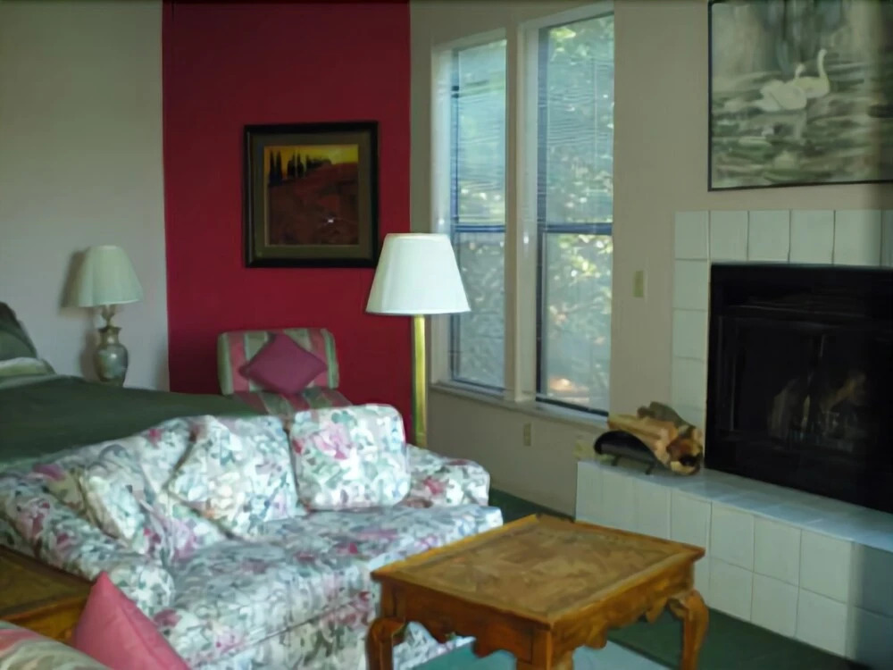 Whale Watch Inn