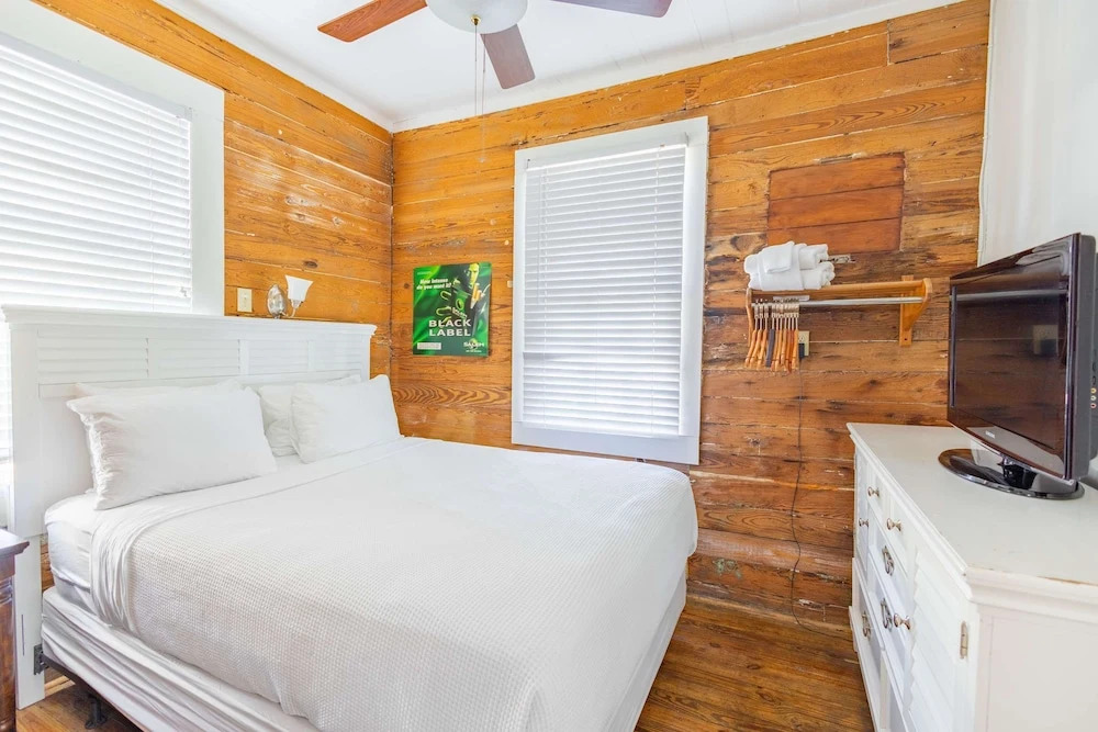 Seaport Suite by Brightwild 2nd Story Hideaway