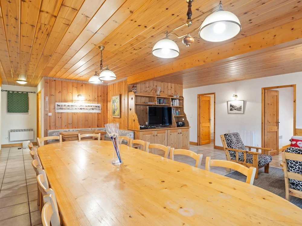 10-pers. Holiday Home With Sauna Near Center of Champagny
