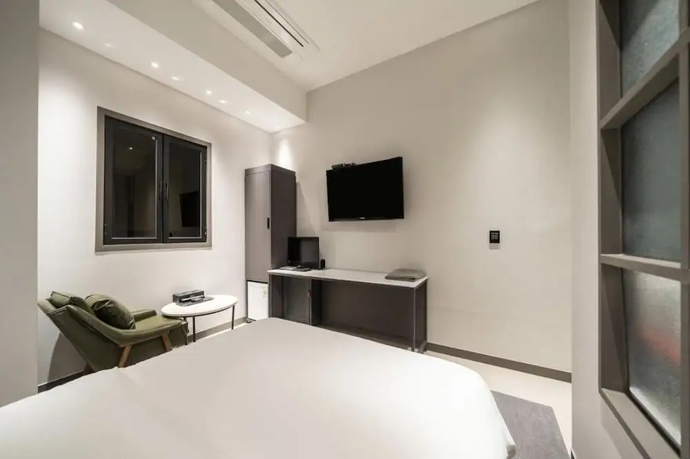 HOTEL MYEONG JAK