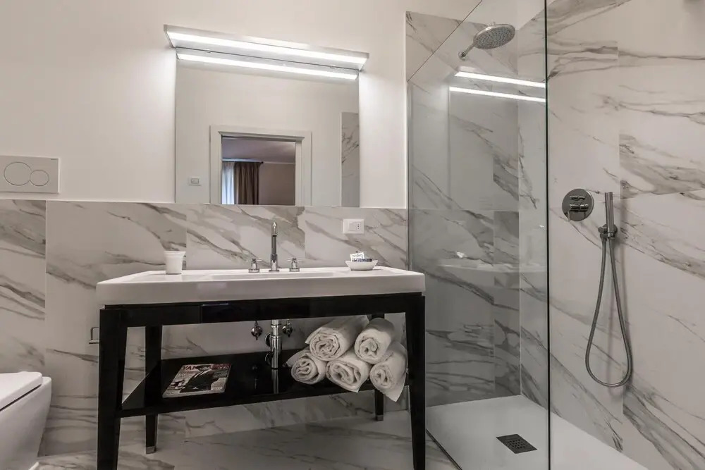 Palazzina Canal - Experience and Enjoy 5 Elegant Bedrooms