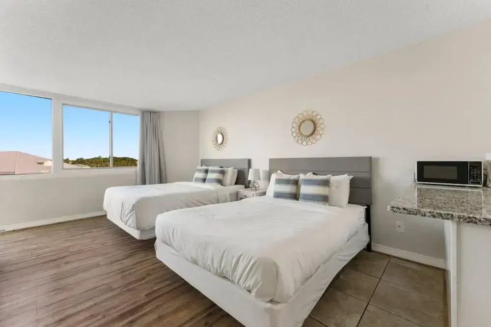 Top of the Gulf 508 - Beach Front Resort With View
