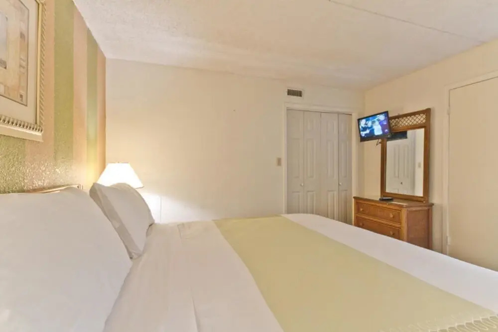 Saida IV Condominium 502