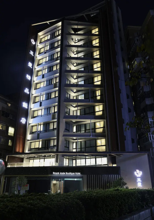 Royal Jade Boutique Hotel