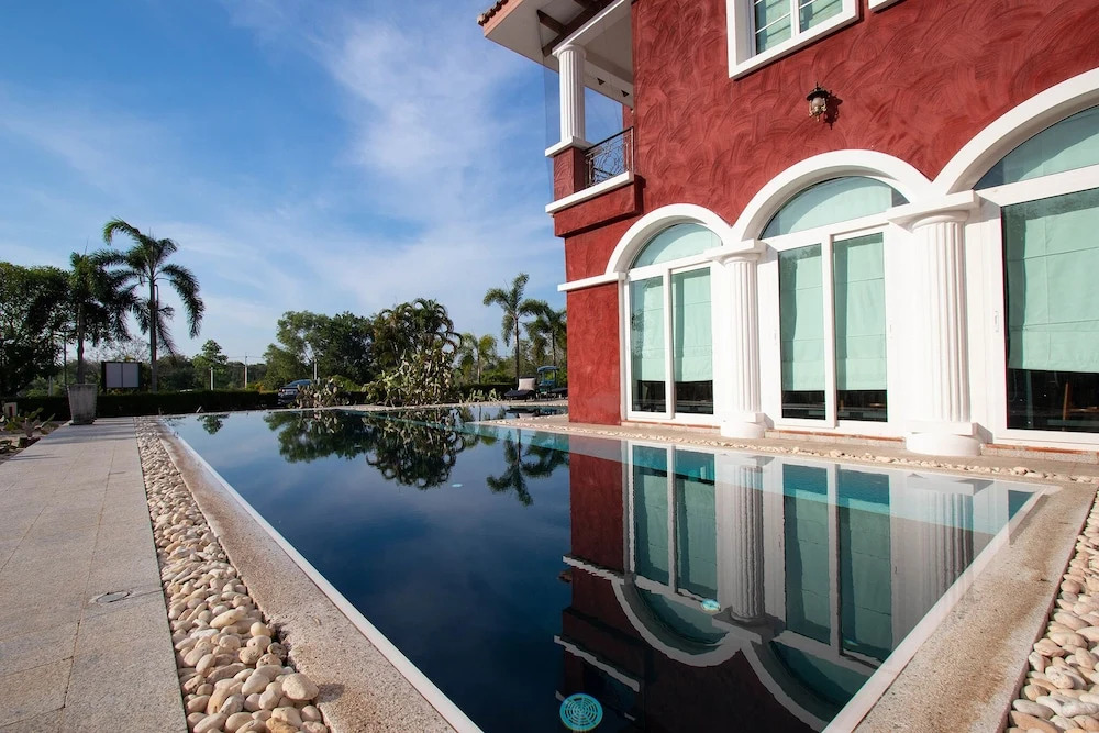 Hacienda Resort - Mae Phim