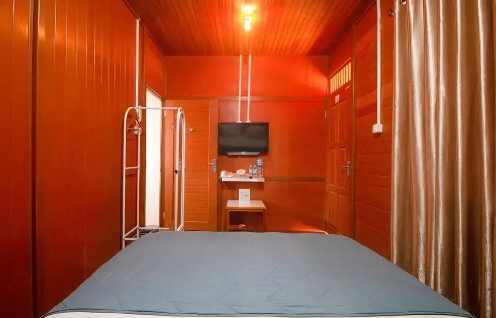 GRANADA INN PALU