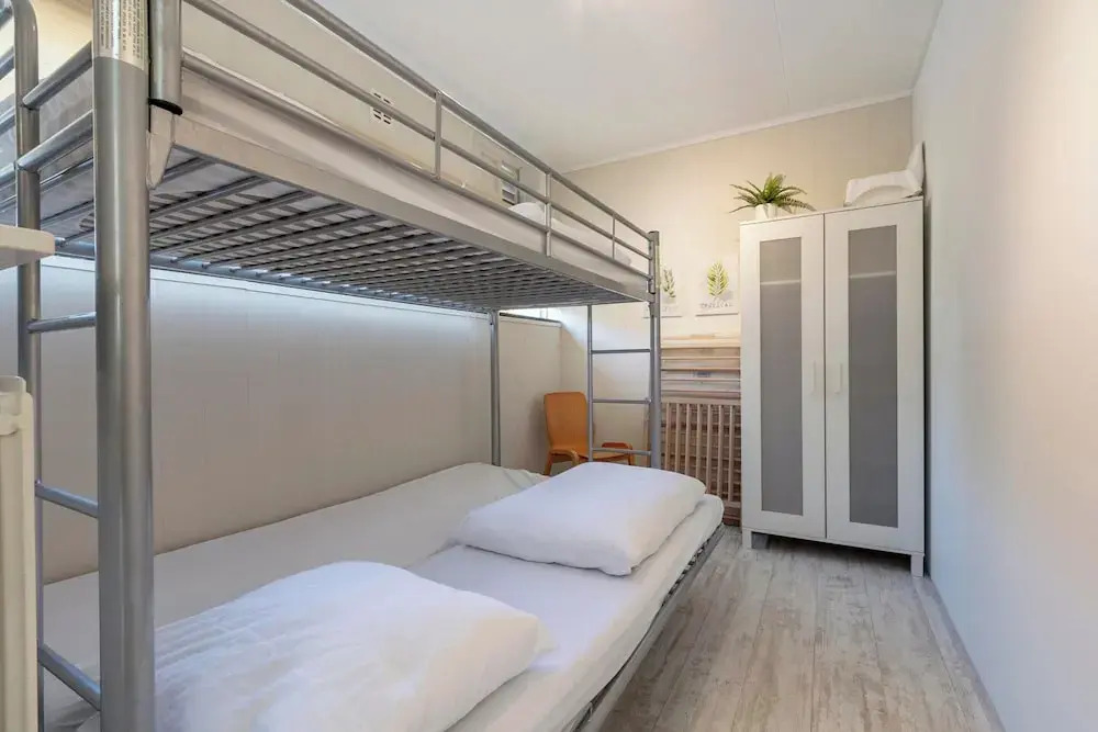 Bungalow in Sint Maartenszee Near Beach