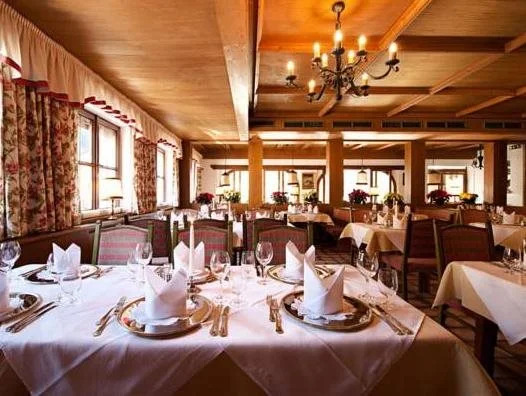 Hotel Hoferwirt - Neustift, Stubai