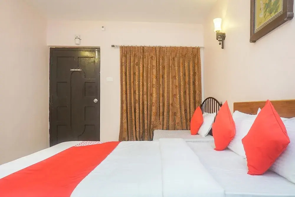 OYO 15363 Hotel Pan Hill