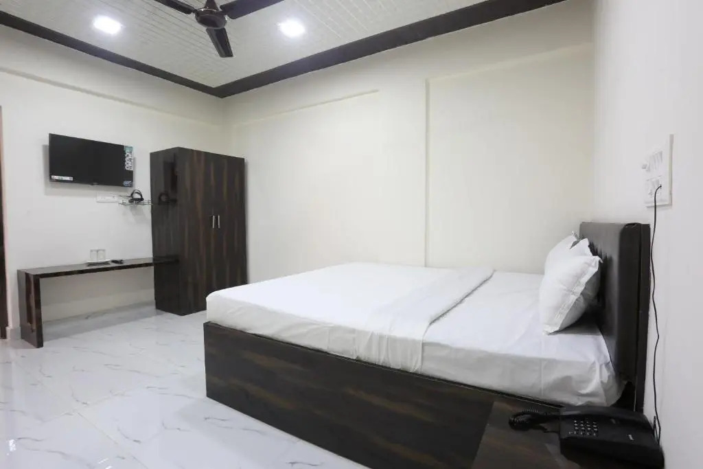 Capital O 85712 Hotel Star Inn