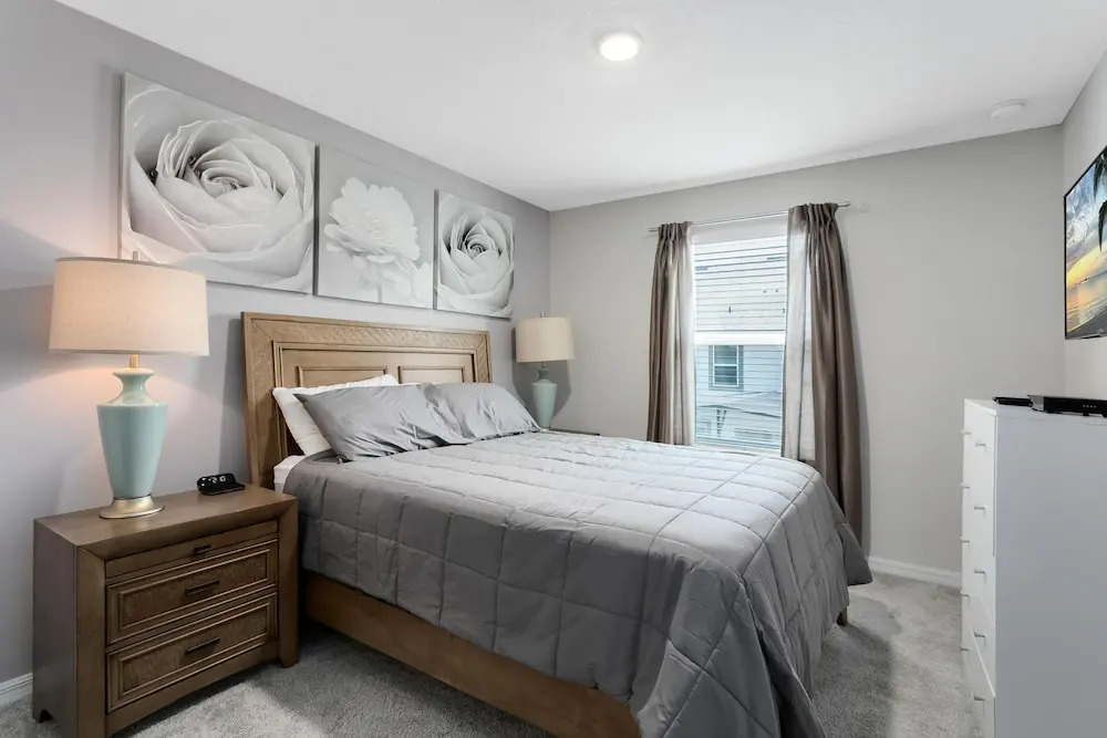 Luxury Town Home With Splash Pool in Solara Resort