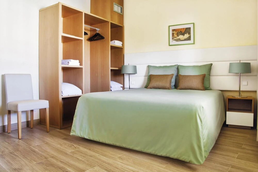 Amazing Aparthotel Apartments 2 Bedroom