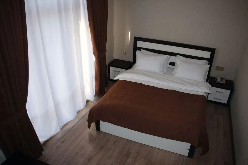 Restart Hotel