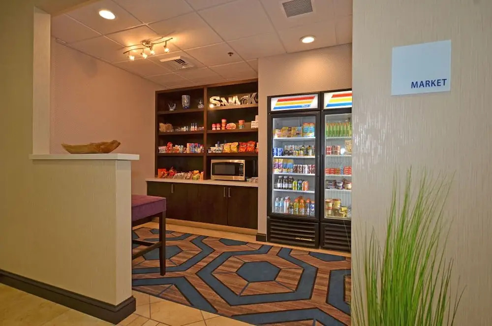 Holiday Inn Express Amp Suites Farmington