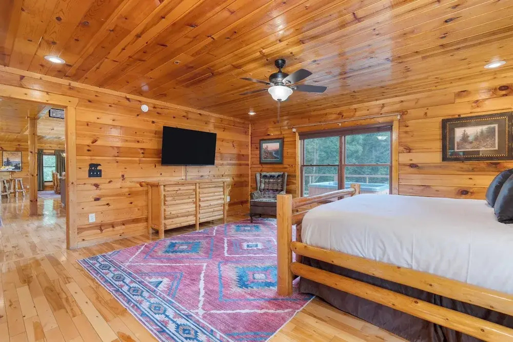 Priddy Secluded by Avantstay Hot Tub + Expansive Deck + Game Room + Home Theater
