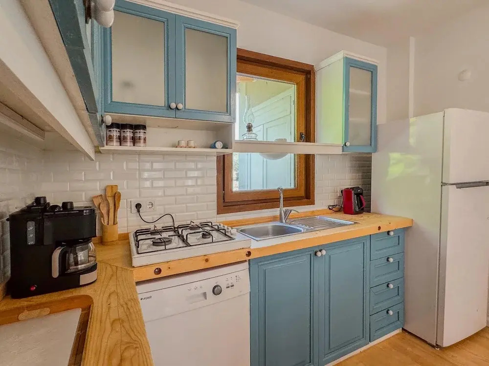 House w Garden 5 min to Tuzburnu Bay in Bozcaada