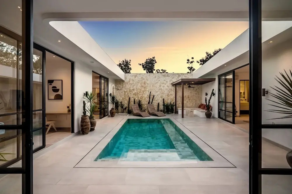 Apricot House by Alfred in Bali