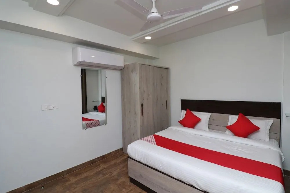 Capital O 39909 Happy Homes