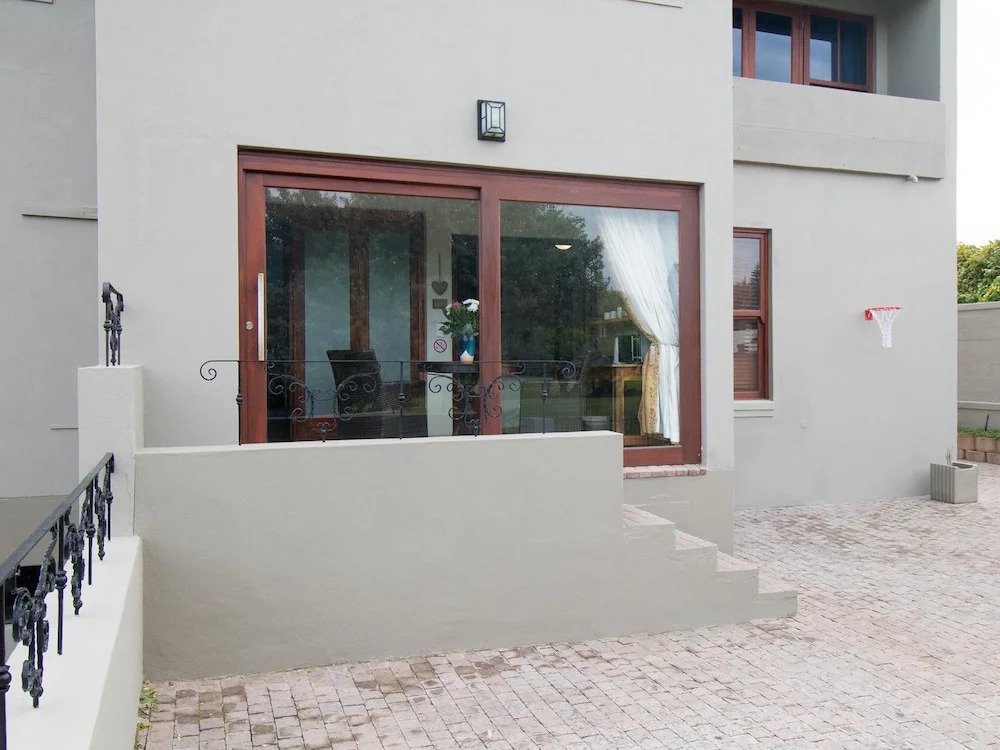 Golf Cottage