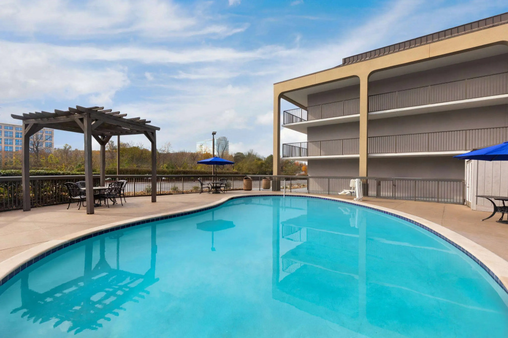 Baymont by Wyndham Nashville Airport
