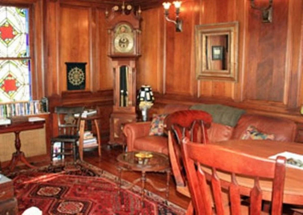 River Line Inn