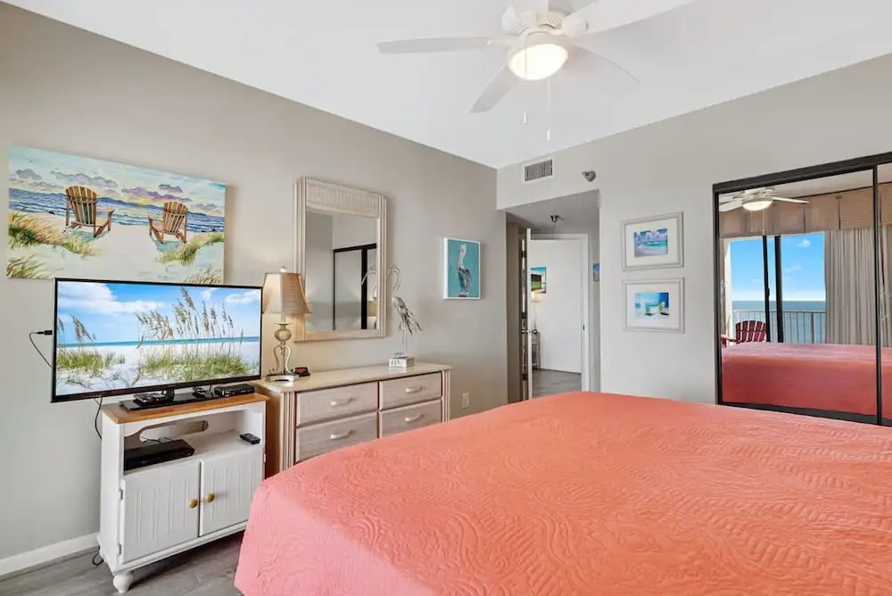 Windward Pointe 1104 Free Chair and Umbrella Rental 3 Bedrooms Sleeps 10