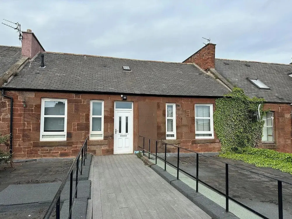 Central 3-bed Seaside Apartment - Sleeps 5