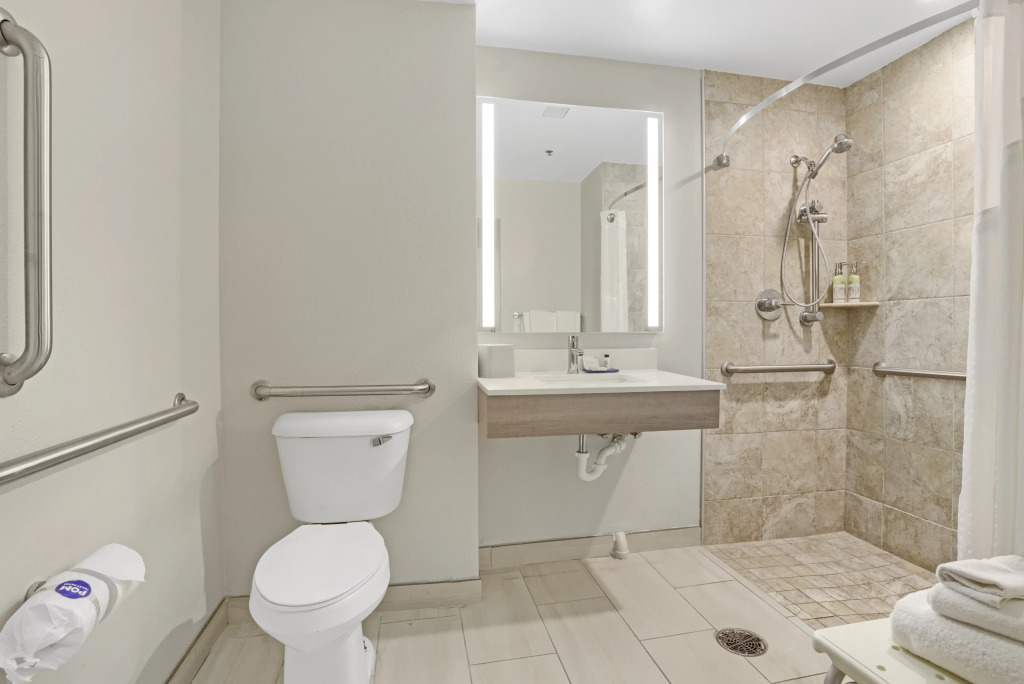 Holiday Inn Express - Gulfport Beach by IHG