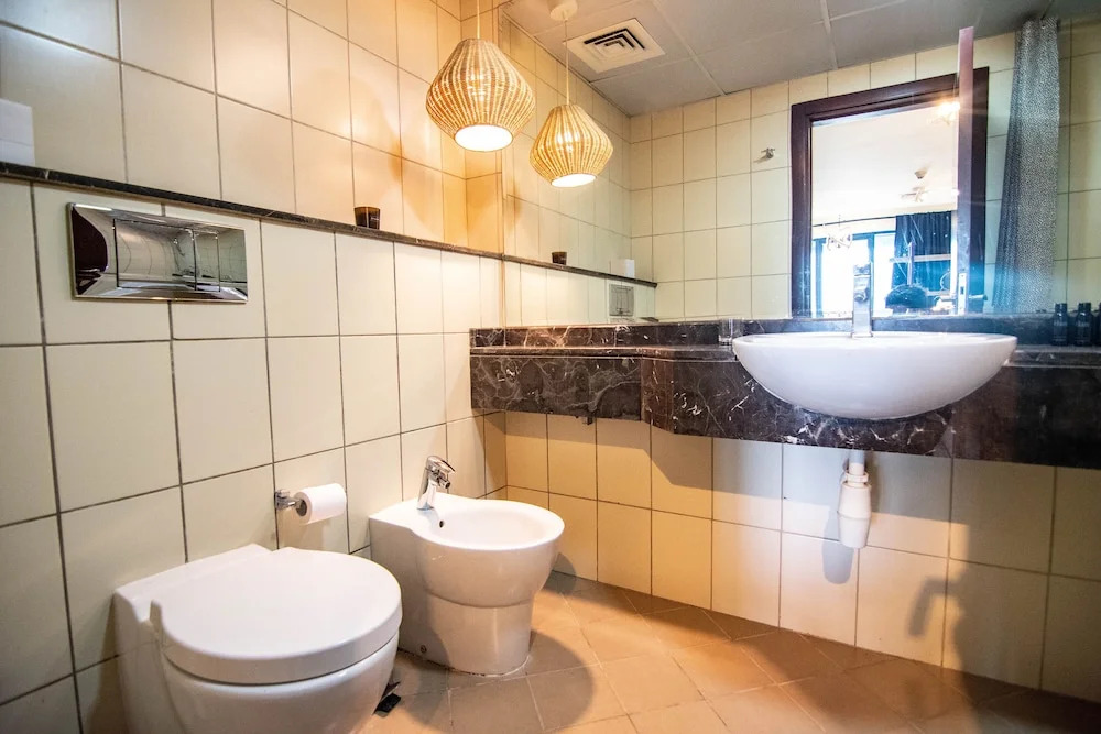 Lux BnB I X1 Tower I Golf Course & Sea Views
