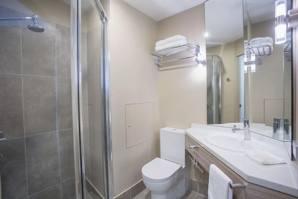 Ibis Mackay