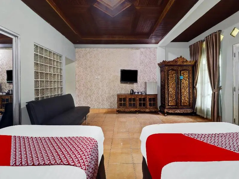 OYO 113500 Hotel R Cantika Syariah