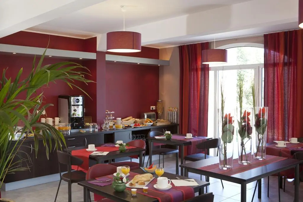 Logis Hotel Restaurant des Sapins