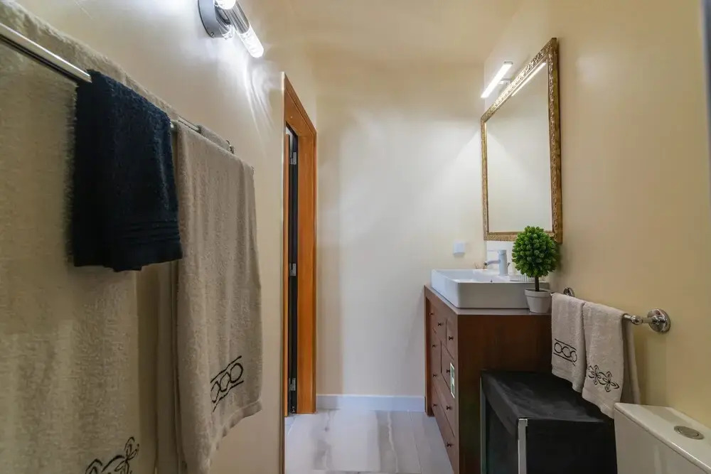 Faro Airport Flat 4 by Homing