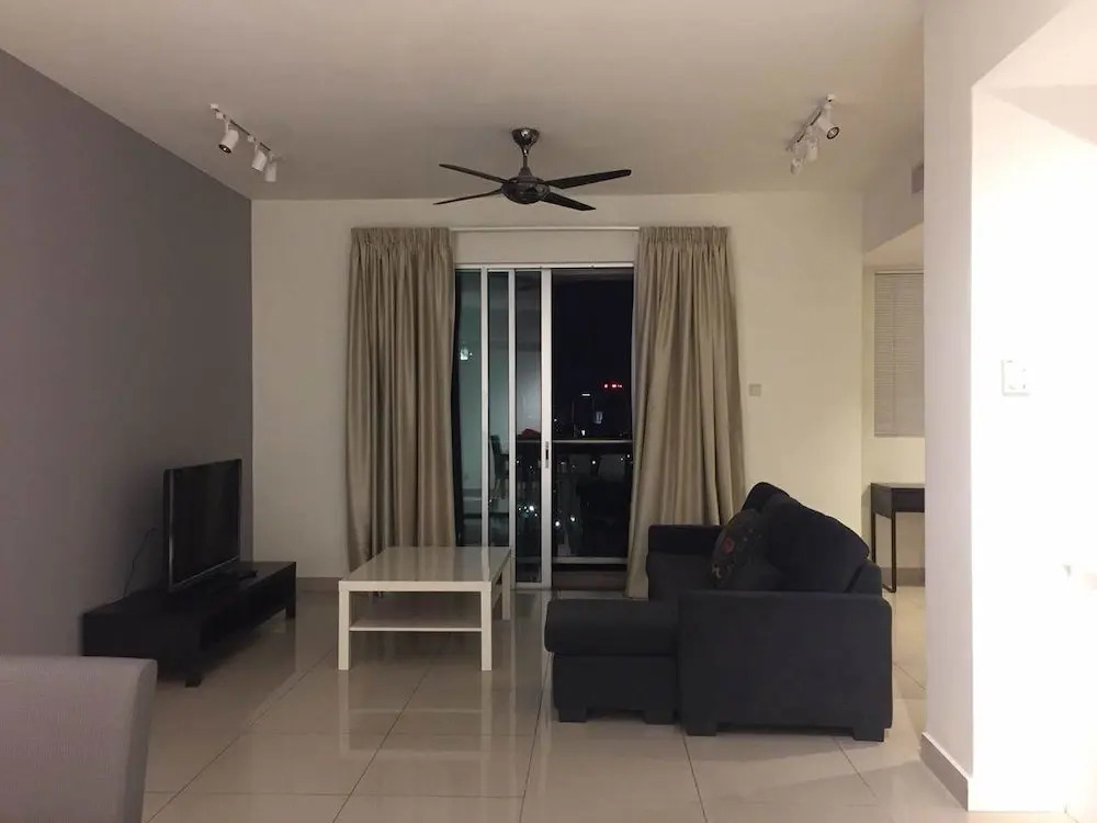Publika Suites by iHost