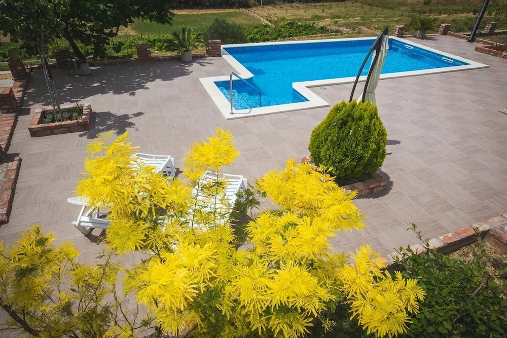 Apartments Lidija