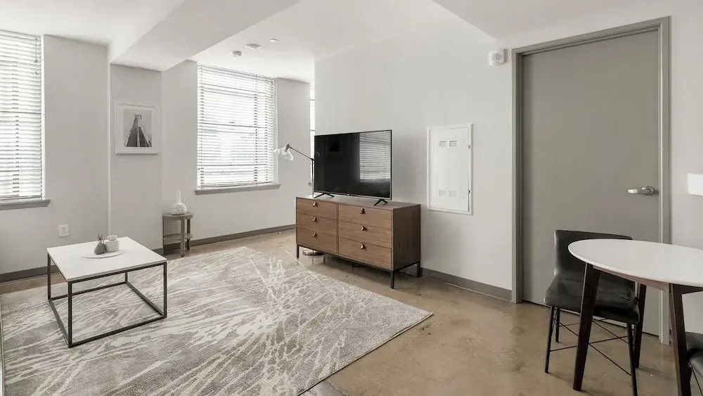 Landing Chic 1BD Gym
