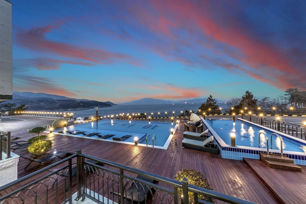 Aria Pension Resort