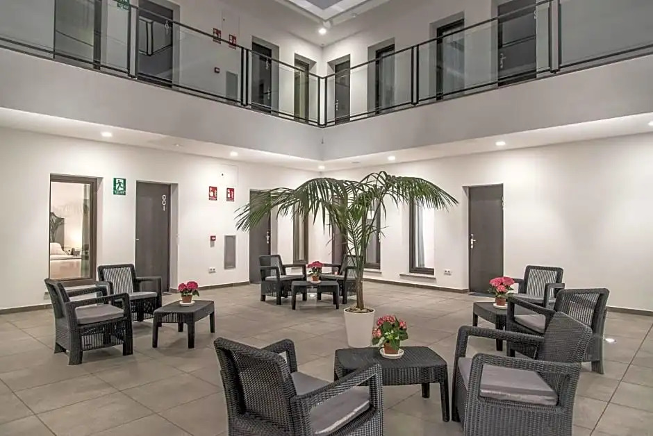 gm hotel
