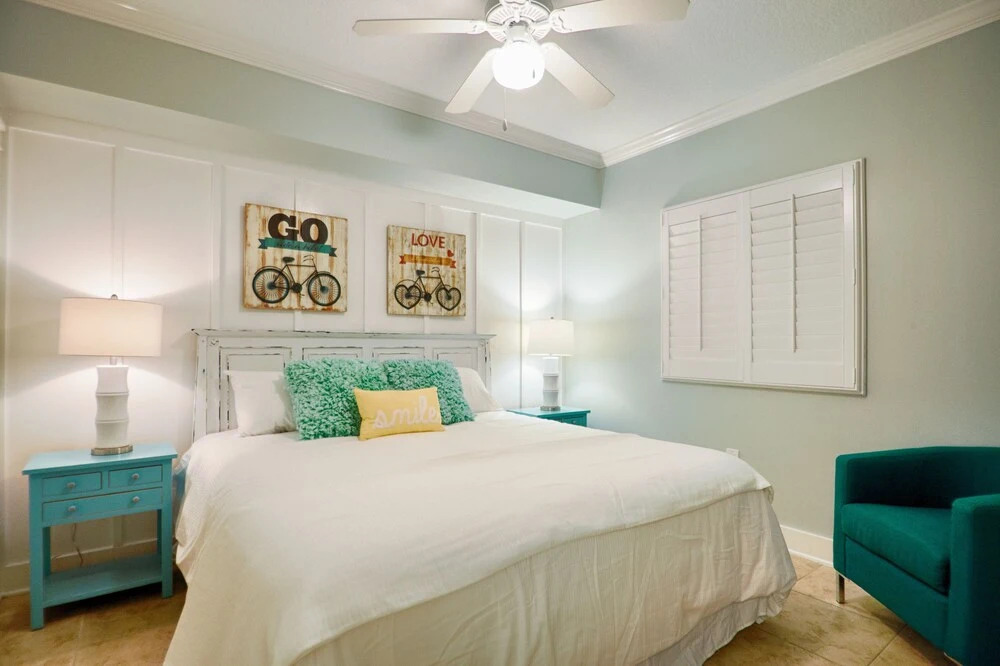 Waterscape C202 - 3 Br condo by RedAwning