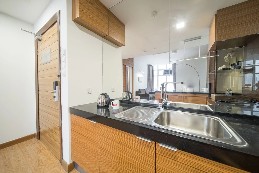 OYO Home 89722 Beautiful 1br Dua Sentral - Memoire Suites