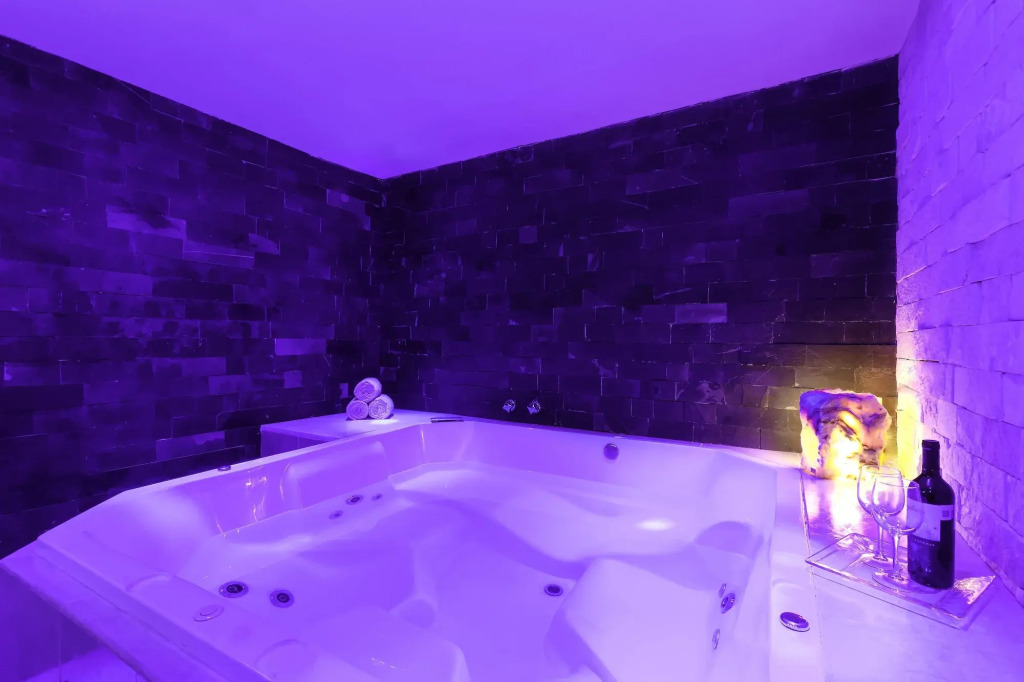 Desire Riviera Maya Resort All Inclusive, Exclusively for Couples