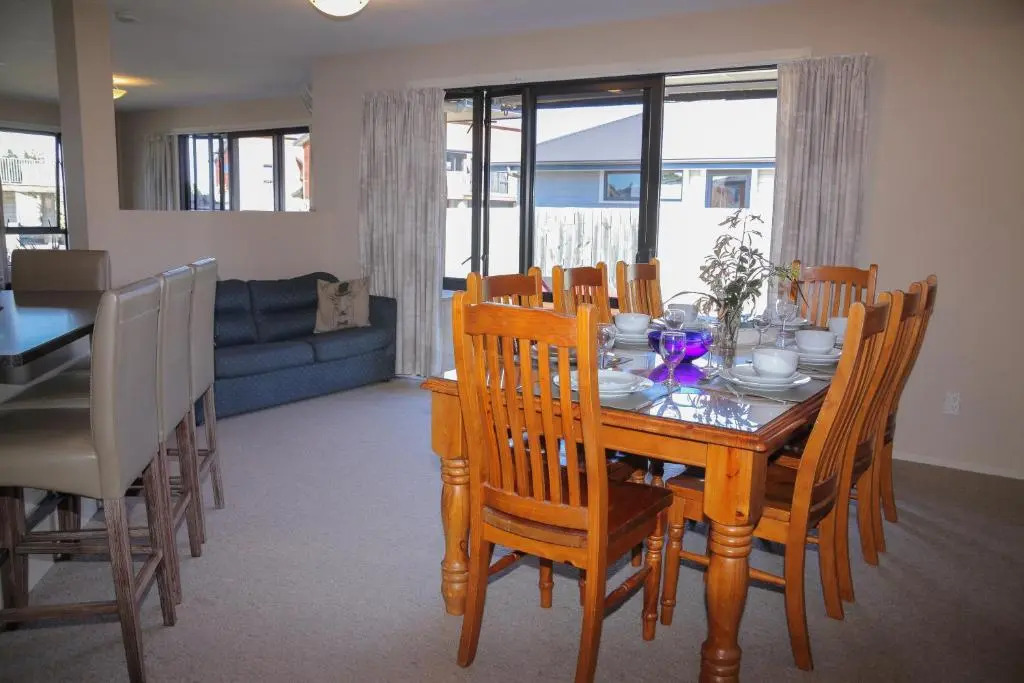 Noble No 6 - Hanmer Springs Holiday Home