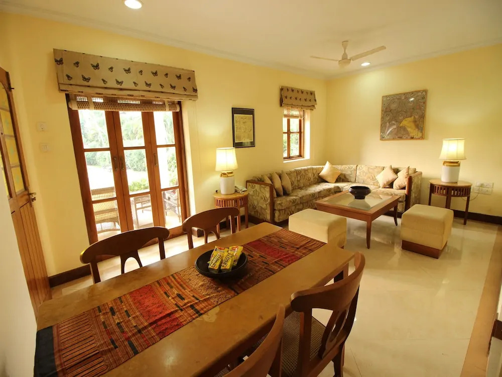 OYO 14573 Home Sunset View 1BHK Betalbatim