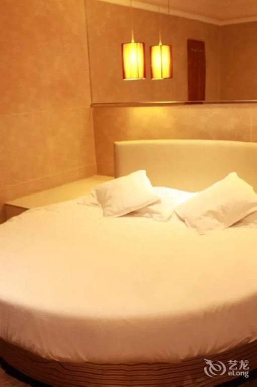 Qingmu Hotel