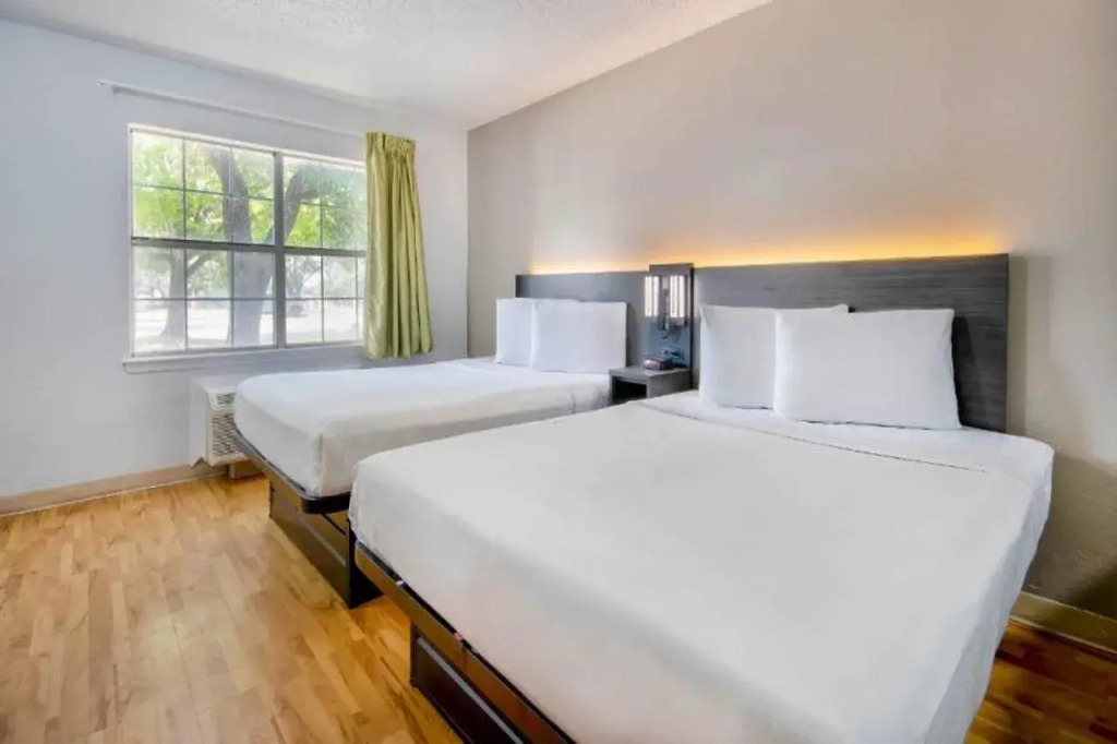 Studio 6 Extended Stay - San Antonio, TX - Six Flags
