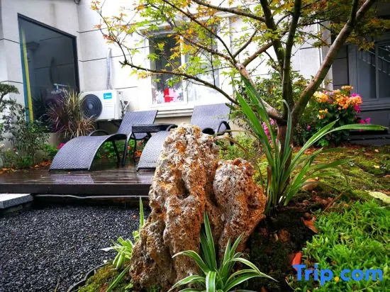 Yuanye Yunshu Hostel