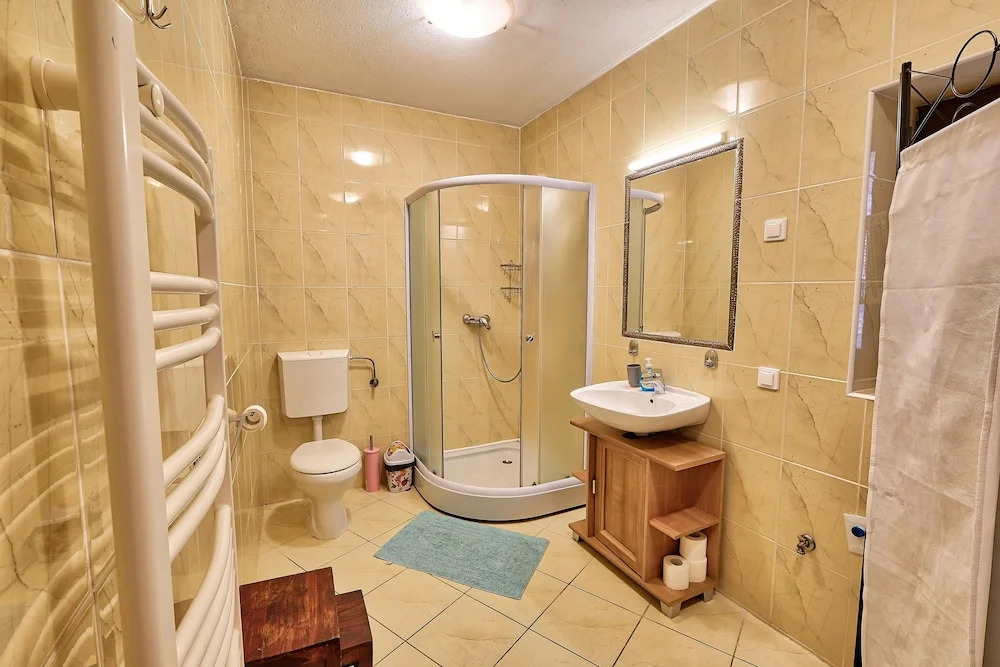 4 Bedroom House - Jacuzzi - Jacobs Resort
