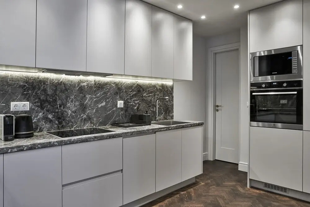 Patriarchou 4bd Art Deco Penthouse